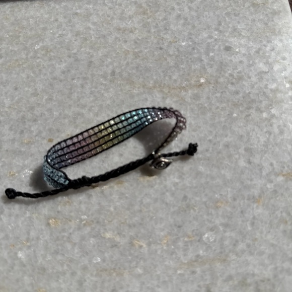 Ayounik Bracelet - Picture 4 of 5